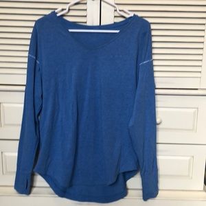 Lululemon weekend tee